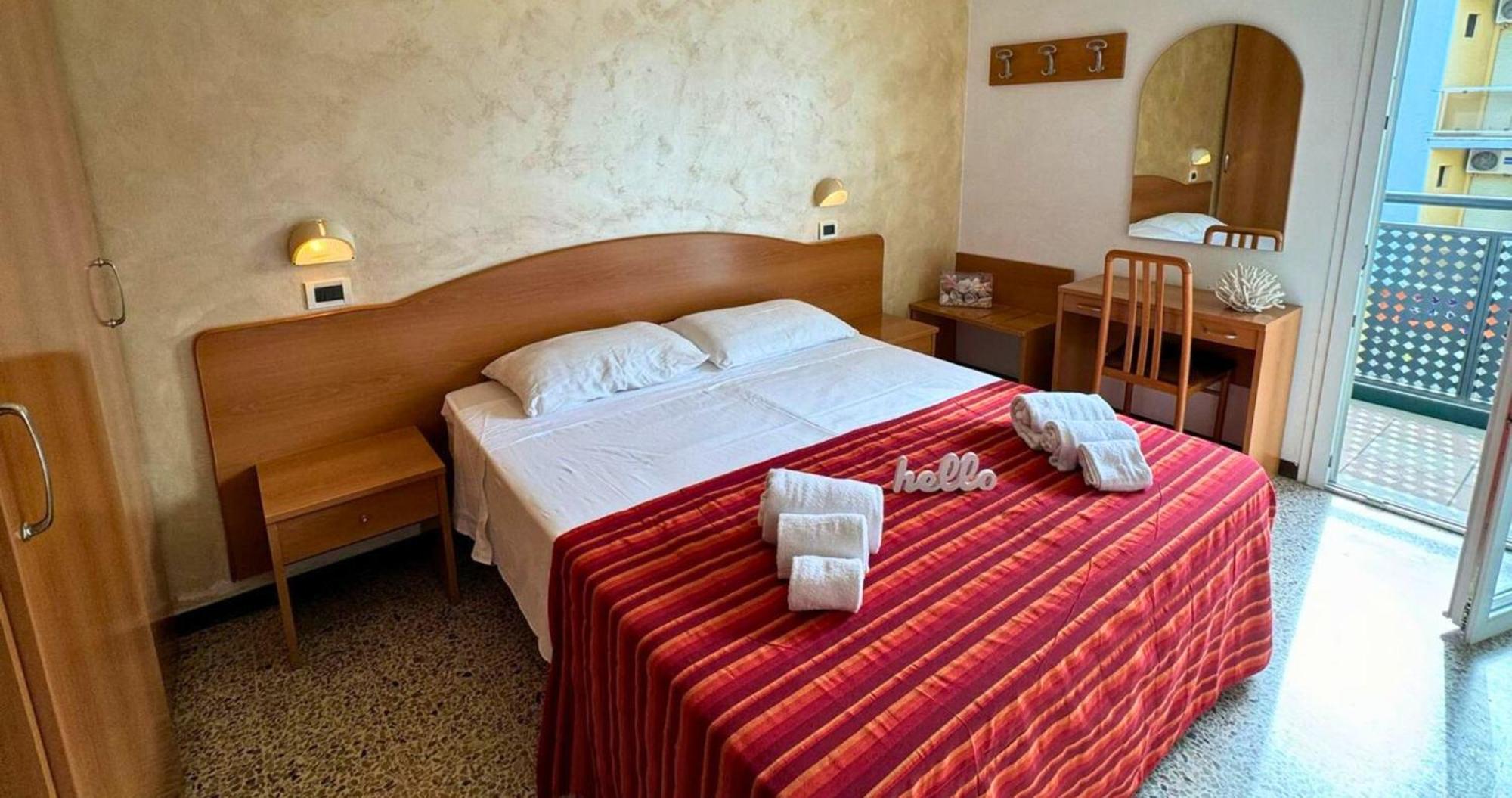 Hotel Caruso Rimini Exterior photo